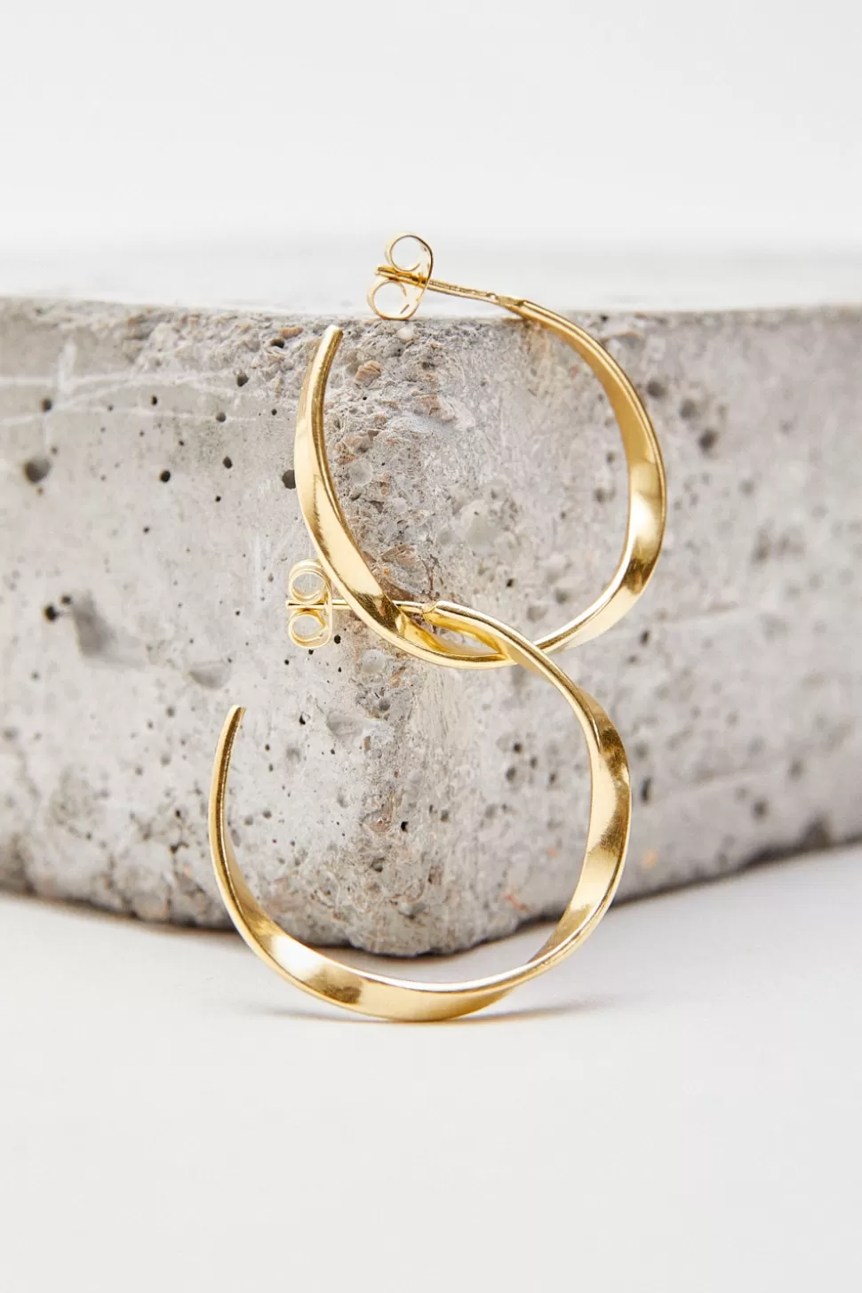 eseOese ARO ORGANIC EARRINGS GOLD Fashion