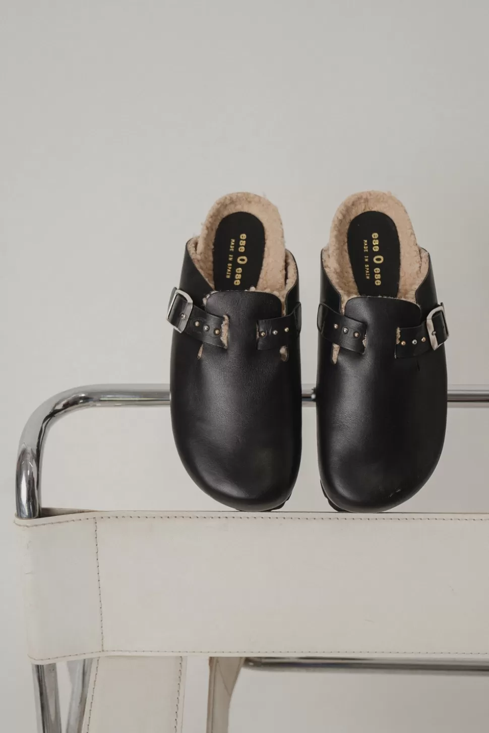 eseOese BIO LEATHER CLOGS BLACK Cheap