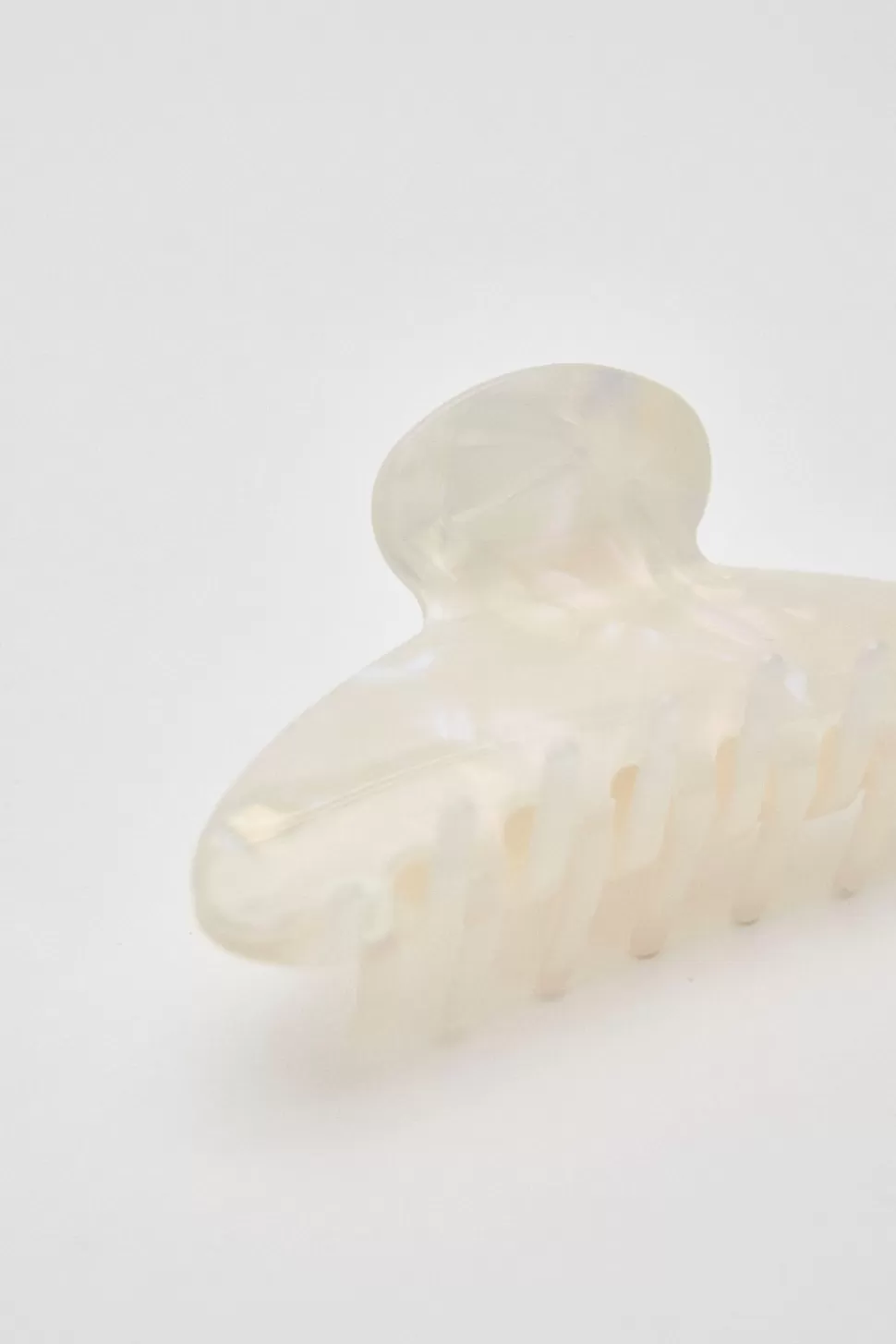 eseOese CANDY HAIR CLAW OFFWHITE Shop