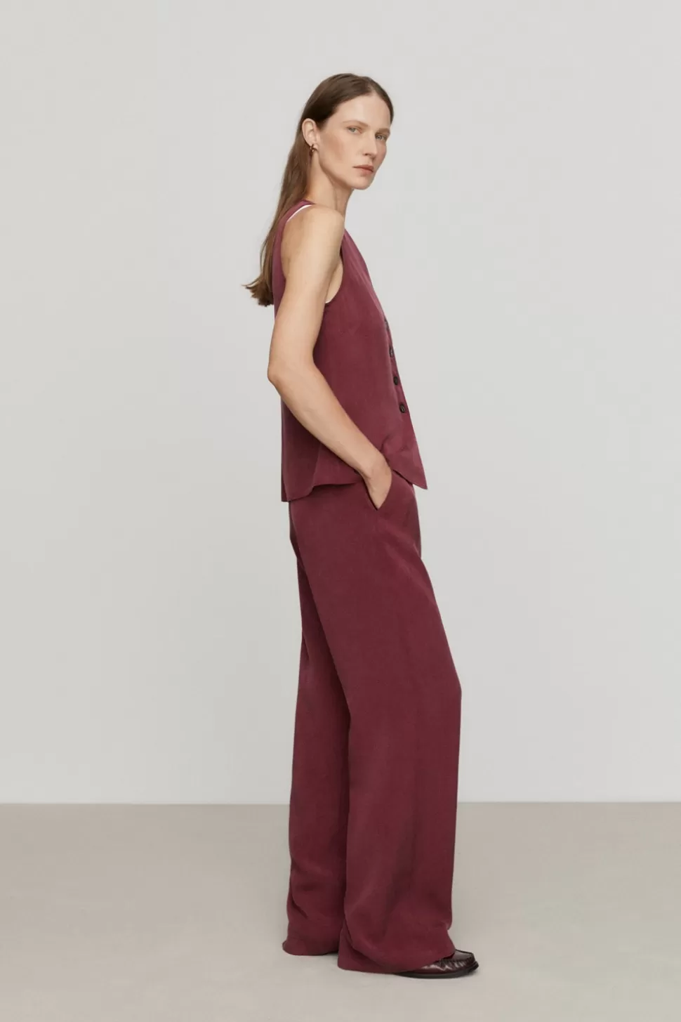eseOese CANNES PANTS BURDEOS Best Sale