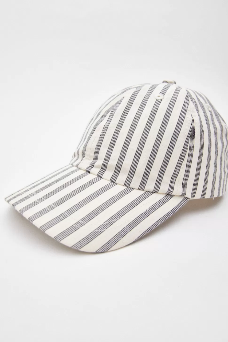 eseOese STRIPES CAP OFF-WHITE Shop